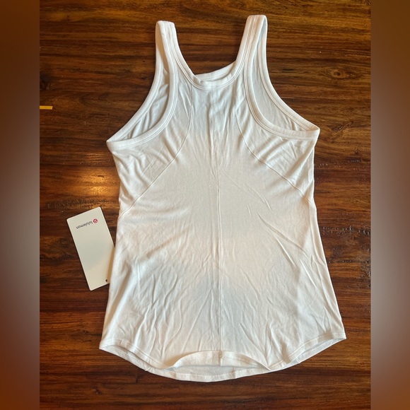 NWT Lululemon Tank - Sz 6 - Picture 4 of 6